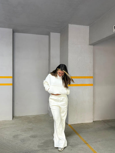 Conjunto deportivo Dama/ Pantalon wide leg CRUDO