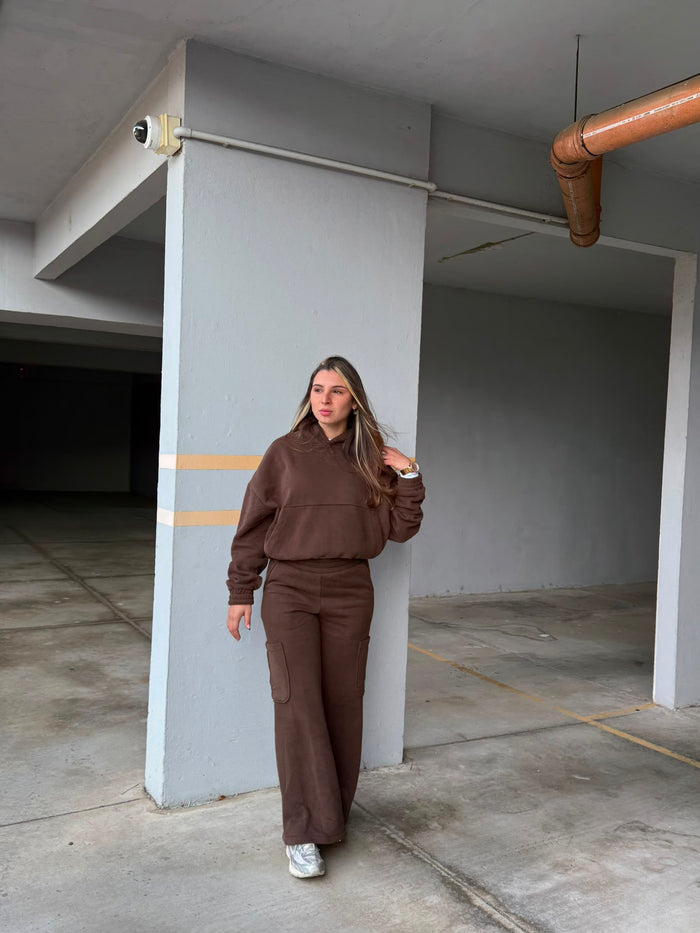 Conjunto deportivo Dama/ Pantalon wide leg MARRON
