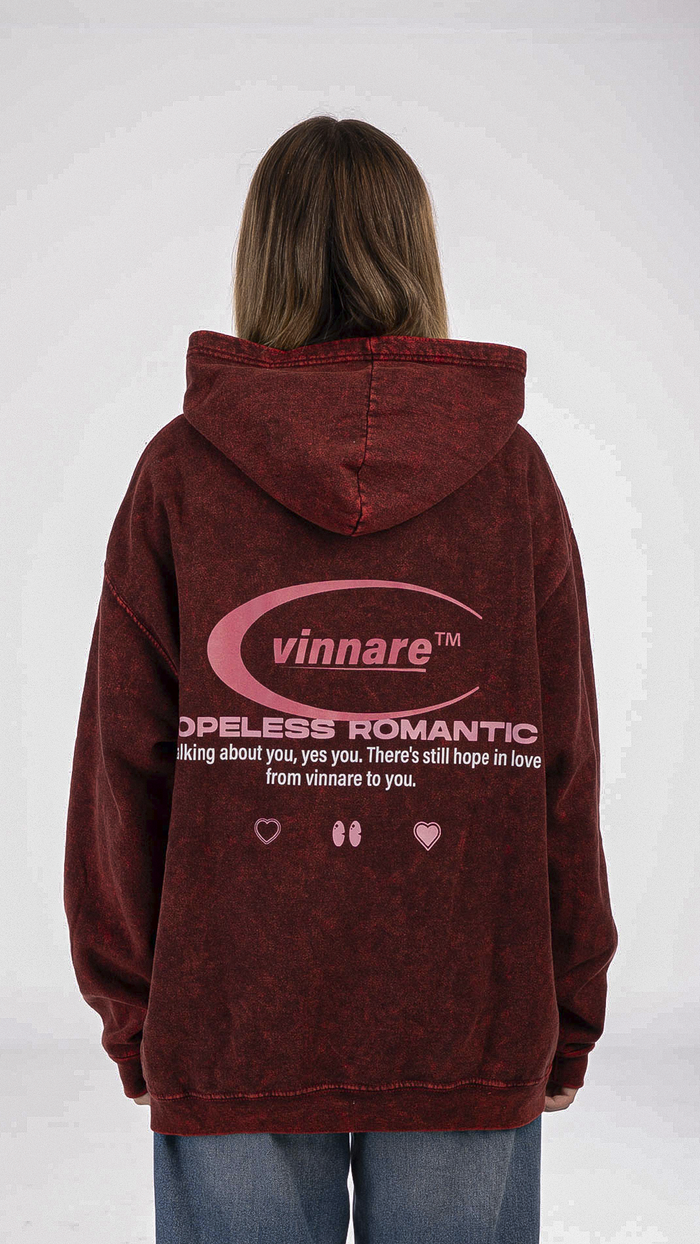 HOPELESS ROMANTIC HOODIE (ROJO LAVADO)