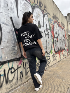 Remera Need Money negra en Cordón, Montevideo